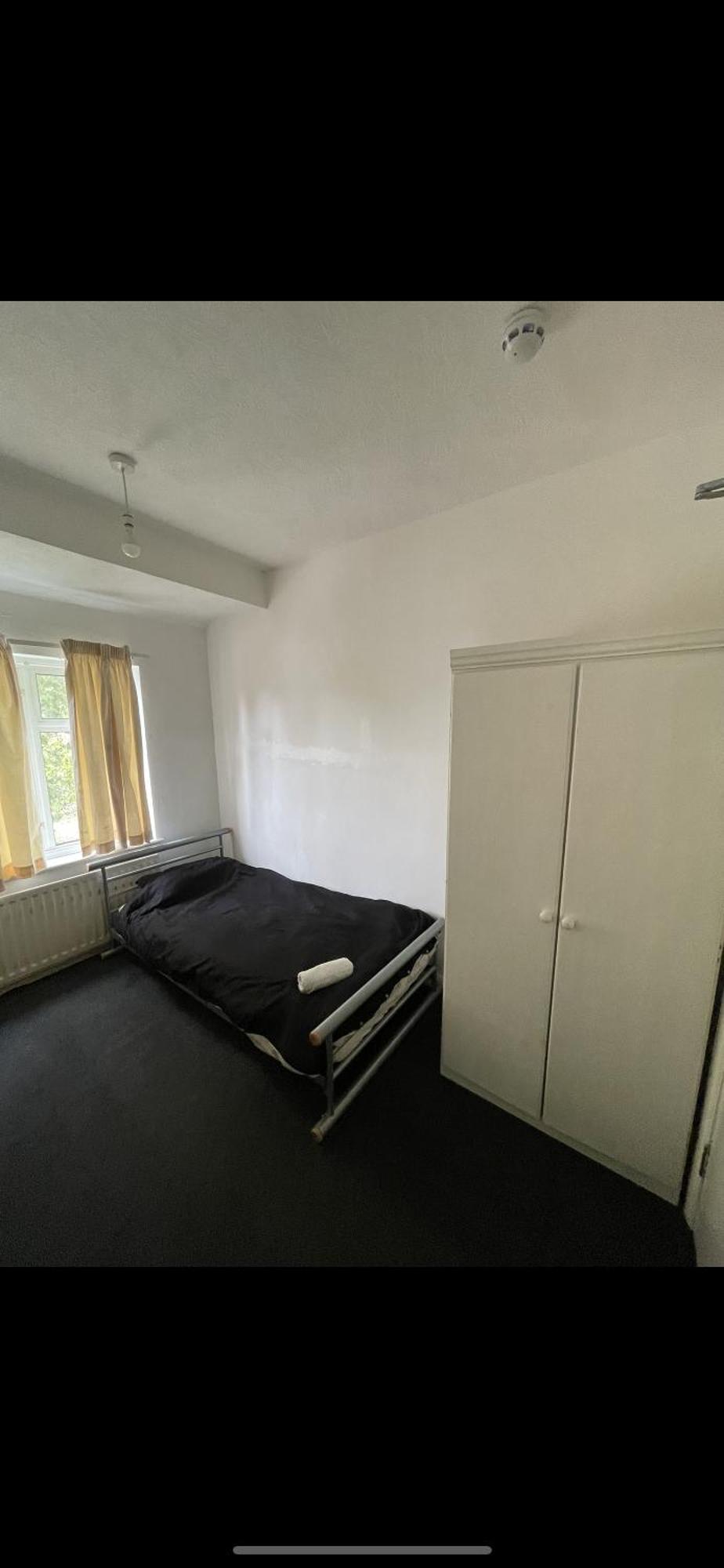 Cozy Private Rooms In Homestay Ilford Exterior photo